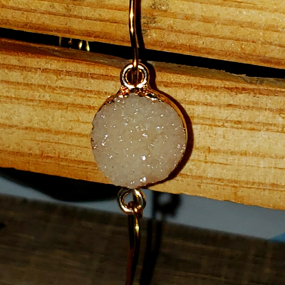 Handcrafted hypoallergenic gemstone bracelet